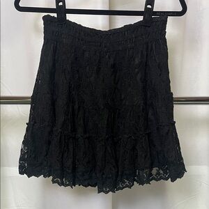 Choklate designed in Paris Black Lace Tiered Skirt - large NWOT